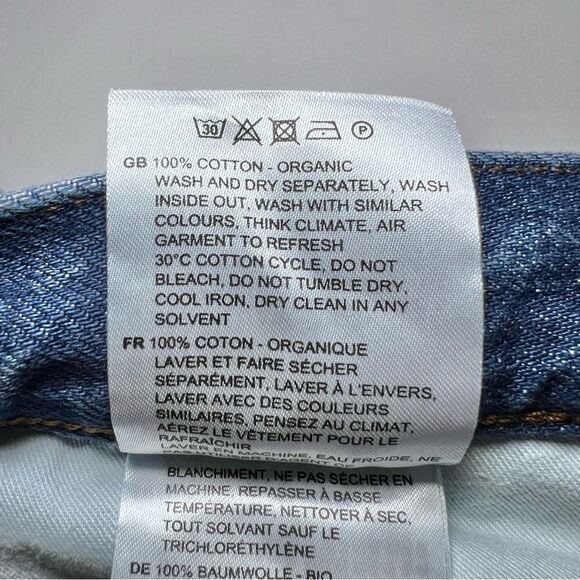 TOTEME Cropped Kick Denim in Mid Blue - Picture 8 of 8